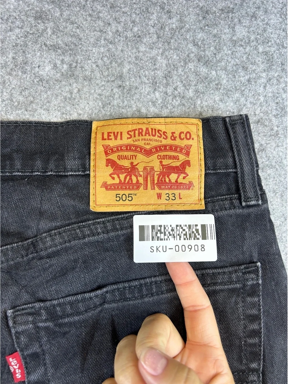 Levis 505 Denim Shorts Men's W33 Black Skate Punk Alt Grunge Jorts Faded Western